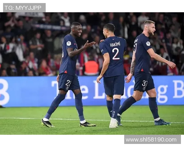 圣吉罗斯与亨克激战正酣谁能在这场对决中笑到最后