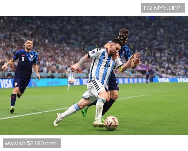 美国20对决卡塔尔20精彩瞬间回顾与赛后分析 美国20对决卡塔尔20精彩瞬间回顾与赛后分析