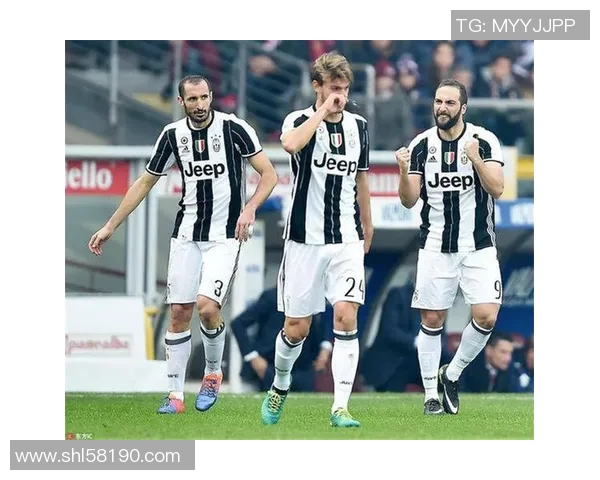 尤文图斯与都灵足球俱乐部历史对战回顾与分析