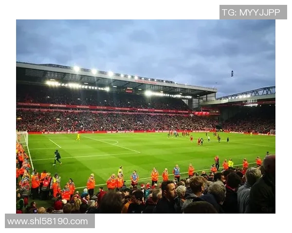 利物浦与曼城的对决战术分析及比赛手法探讨